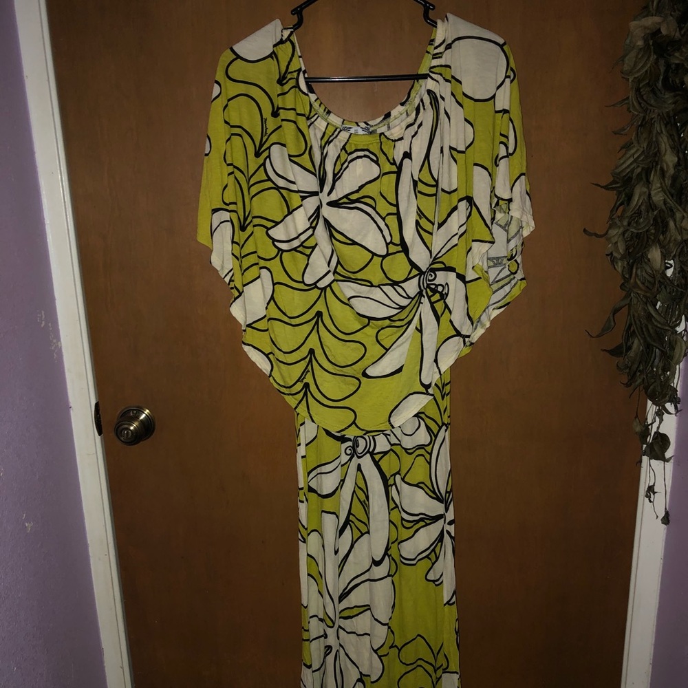 Manuhealii dress